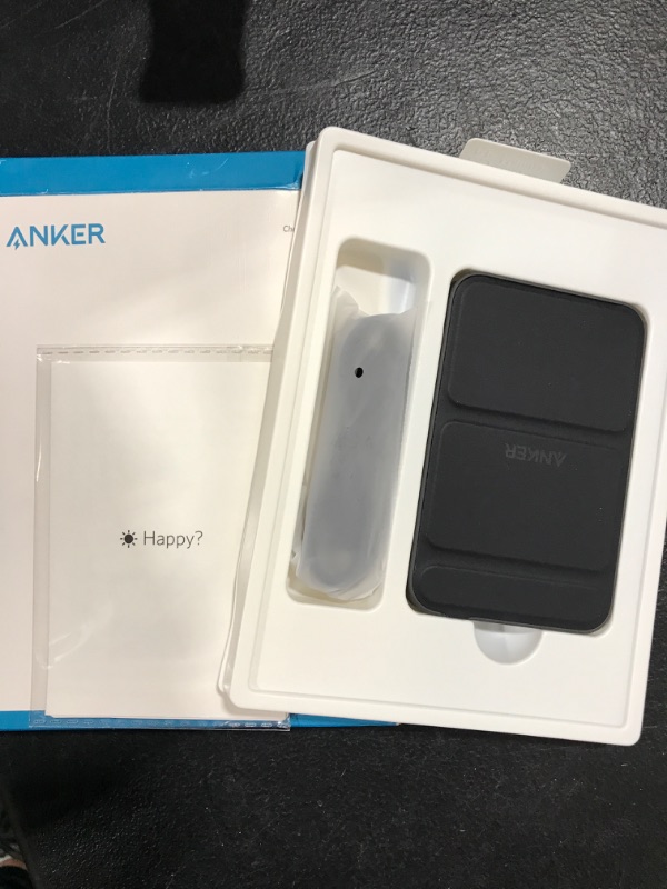 Photo 2 of Anker 622 Magnetic Battery (MagGo with PopSockets Grip)