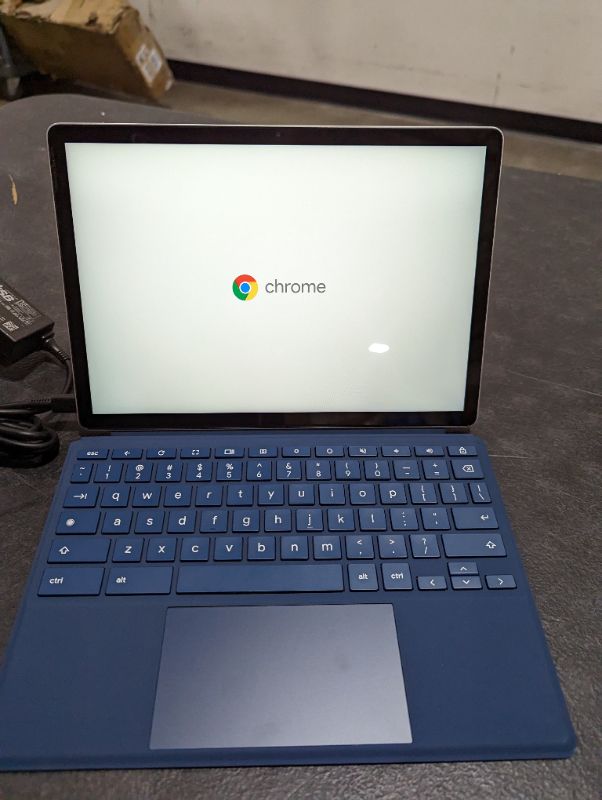 Photo 1 of HP Chromebook x2 11-da0023dx 11" Qualcomm Snapdragon 7c 8 GB Memory; 64 GB eMMC Storage Natural Silver Aluminum & Night Teal (Renewed)