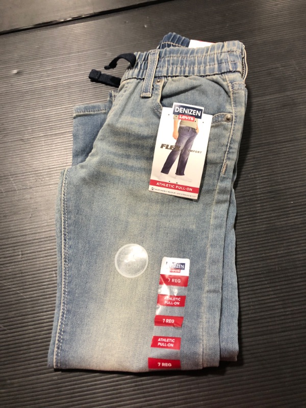 Photo 2 of DENIZE from Levi's Boys' Athletic Jeans -SIZE 7 
