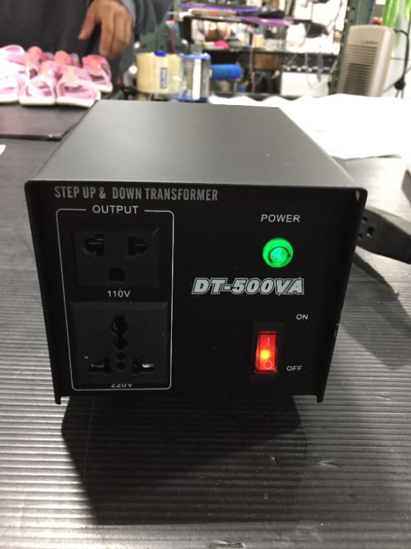 Photo 2 of LVYUAN Up Down transformer 500W Overseas and domestic dual-purpose DT-500VA
