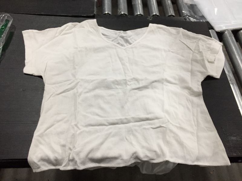 Photo 1 of X-Large V neck Shirt White 