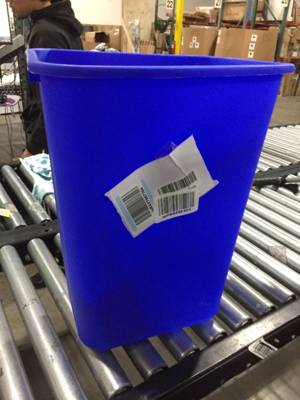 Photo 1 of AMAZON ESSENTIALS 10 GAL WASTEBASKET 