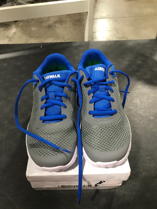Photo 1 of Airwalk Boys' Youth Gusto Cross Trainer Size 5 