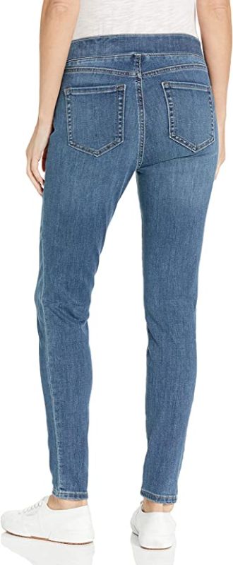 Photo 2 of Amazon Essentials Women's Stretch Pull-On Jegging (Available in Plus Size) SIZE 16 REGULAR.
