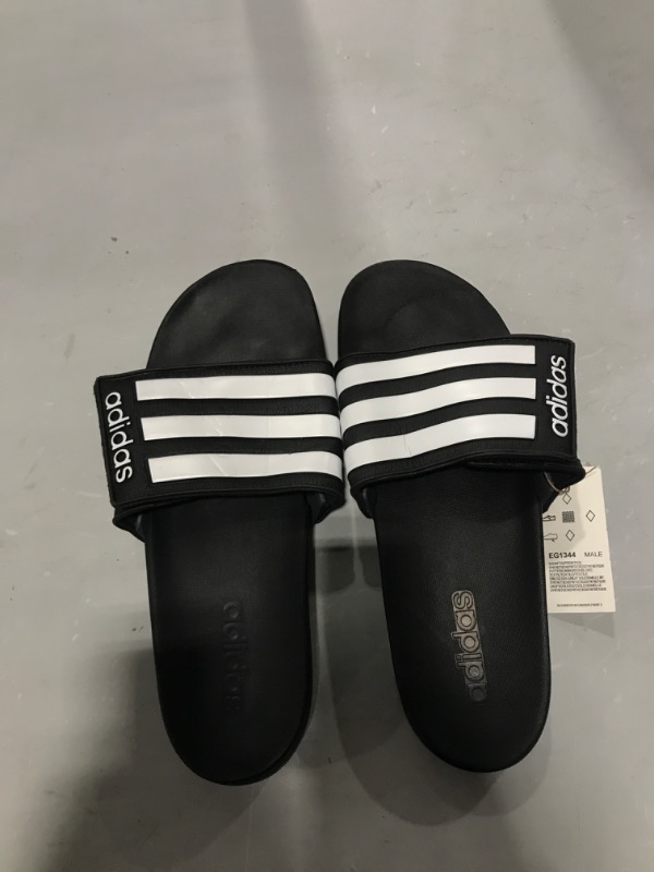 Photo 2 of adidas Men's Adilette Comfort Slide Sandals (Size 11)
