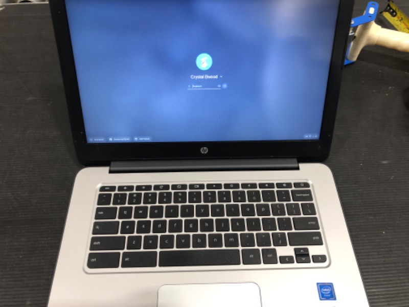 Photo 2 of HP ChromeBook 11 G4 EE: 11.6-inch (1366x768) Intel Celeron N2840 2.16GHz 16GB eMMC SSD 4GB RAM Chrome OS - Black (Renewed)