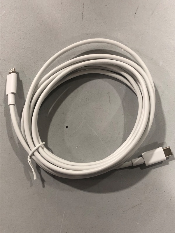 Photo 1 of USB C to iPhone Lightning Charger Apple USB-C to Lightning Cable (2 m)
