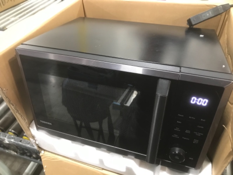 Photo 2 of  Toshiba ML2-EC10SA(BS) 4-in-1 Microwave Oven with Healthy Air Fry, Convection Cooking, Easy-clean Interior and ECO Mode, 1.0 Cu.ft, Black Stainless St 