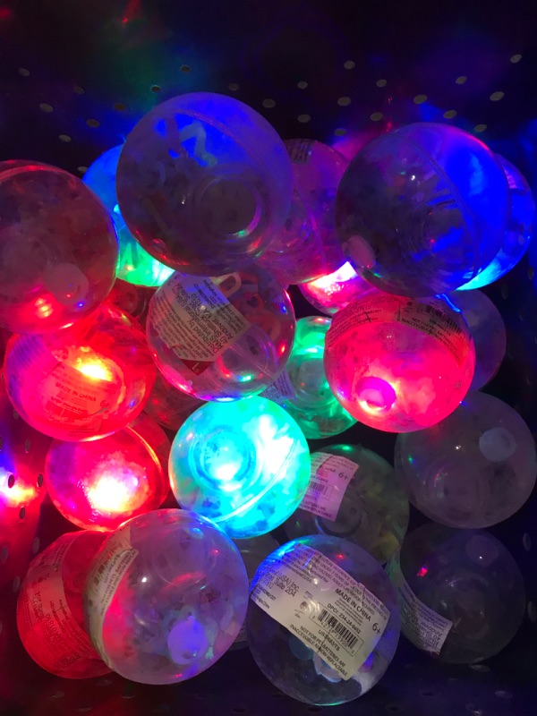 Photo 1 of 24 Bouncy Light up Balls