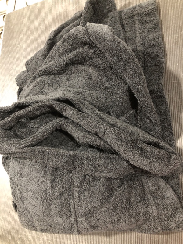 Photo 2 of [Size M] TowelRobe- Black