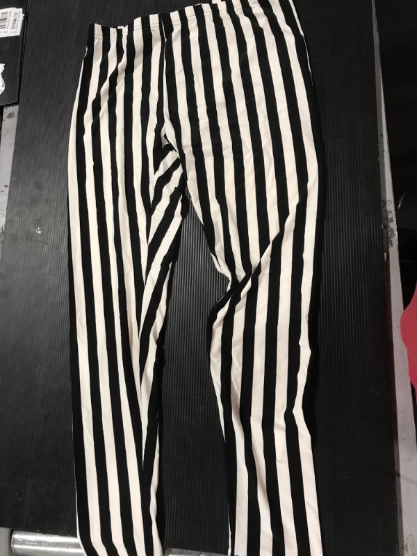 Photo 1 of [Size L] Ladies Striped Leggings- Black and White