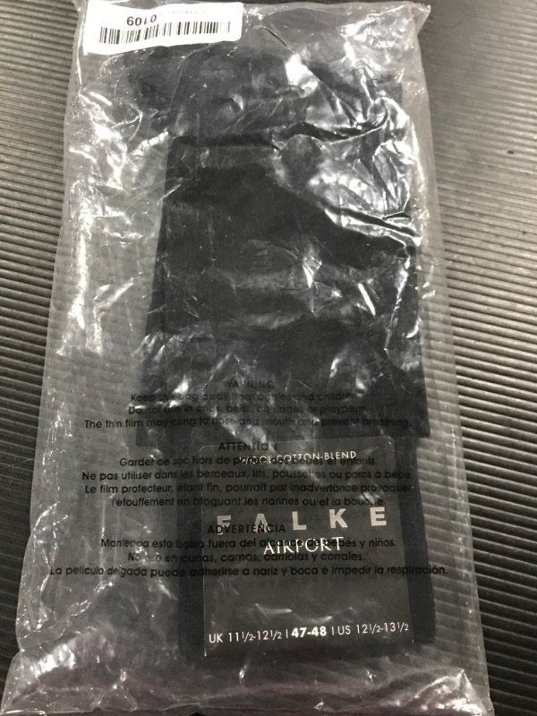 Photo 2 of [Size L] Falke Airport Wool Blend Socks in Dark Navy
