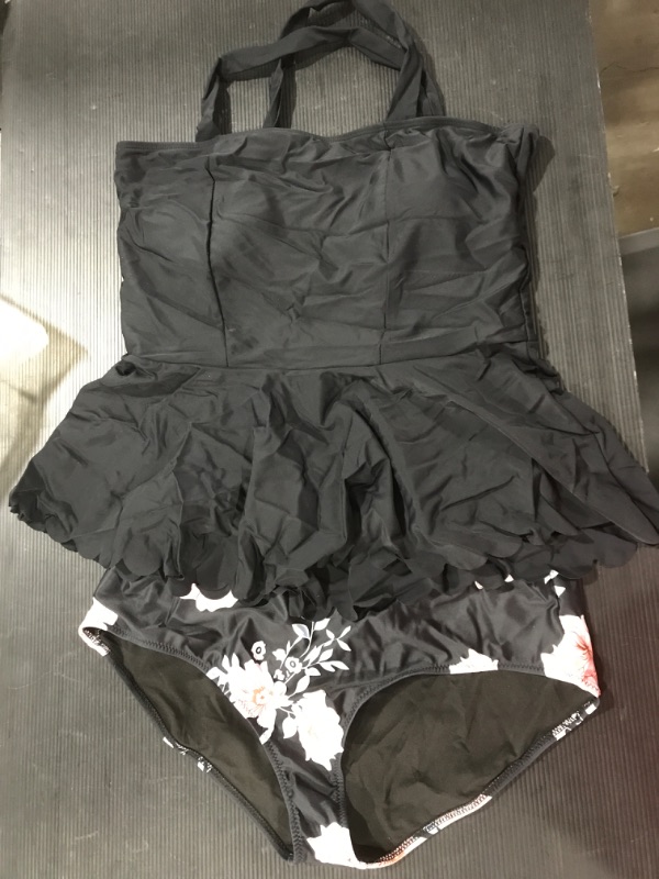 Photo 1 of [Size XXL] Ladies 2 pc Swimsuit