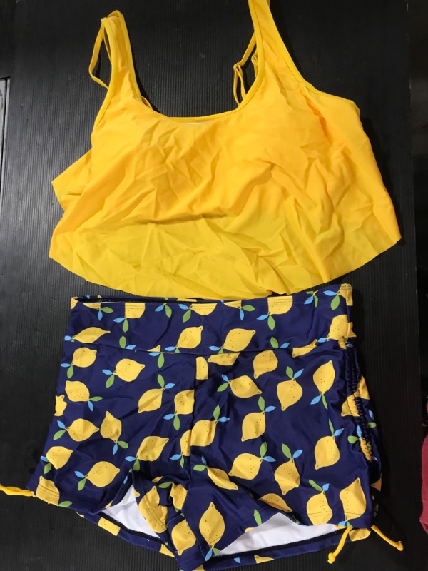 Photo 1 of [Size 2XL] Women's 2 pc Bathing Suit- Navy/Lemons