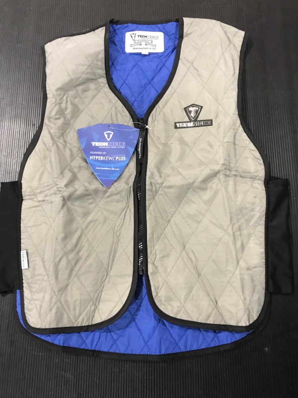 Photo 2 of [Size S] TechNiche International Adult HyperKewl Cooling Sport Vest, Silver