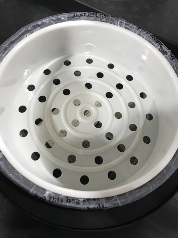 Photo 3 of Aroma ARC-150SB 20-Cup (Cooked) Digital Cool-Touch Rice Cooker, Food Steamer and Slow Cooker
USED / DENT ON SIDE - SEE PHOTO