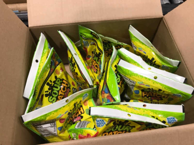 Photo 2 of 12 CT Sour Patch Kids Original Bites - 12oz EXPIRES BY 11/06/2022
