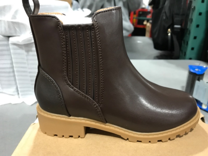 Photo 2 of [Size 12] Ermonn Girls Ankle Boots Non-Slip Lug Sole Side Zipper Fashion Chelsea Winter Booties(Toddler/Little Kid/Big Kid) 13 Little Kid Chocolate