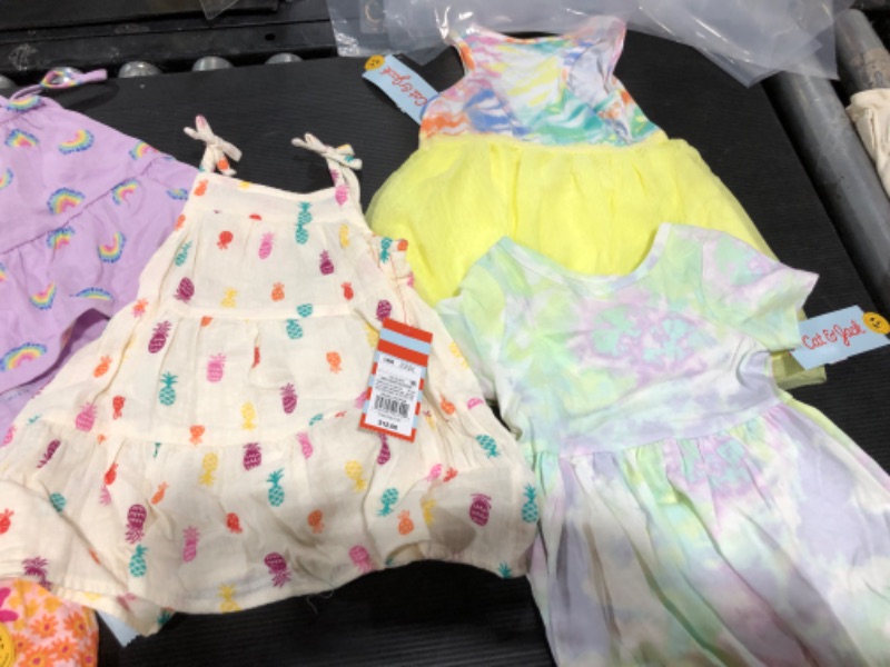 Photo 3 of BOX LOT---BABYGIRL CLOTHING BUNDLE VARIOUS SIZES