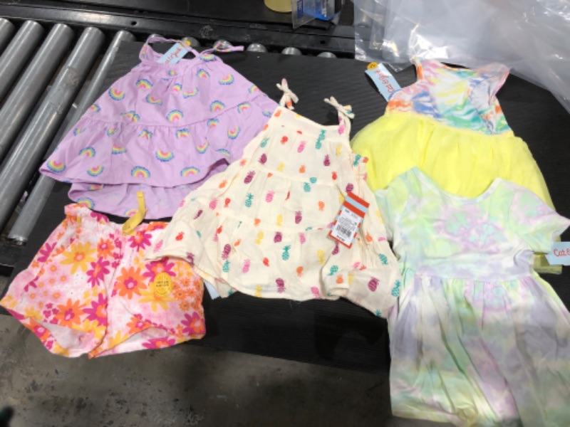 Photo 1 of BOX LOT---BABYGIRL CLOTHING BUNDLE VARIOUS SIZES