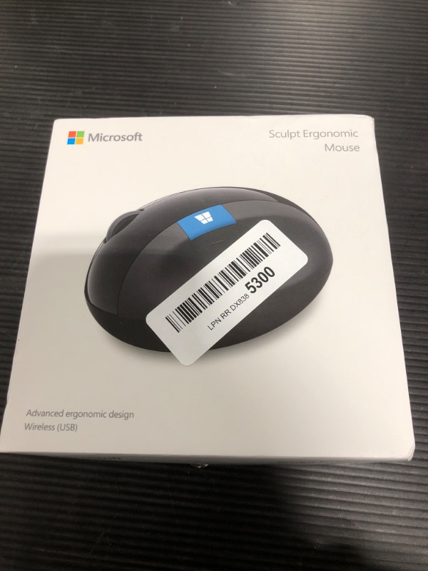 Photo 2 of Microsoft Sculpt Ergonomic Mouse (L6V-00001)