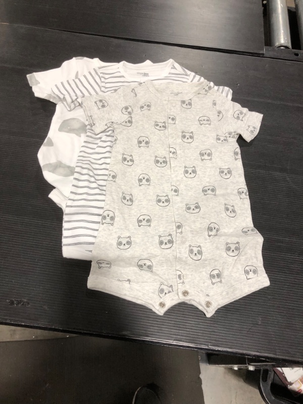 Photo 2 of Simple Joys by Carter's Unisex Babies' Snap-Up Rompers, Pack of 3
SIZE 12M