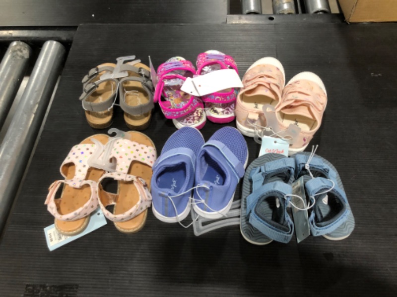 Photo 1 of BAG LOT OF TODDLERS SANDLES VARIOUS SIZES AND STYLES