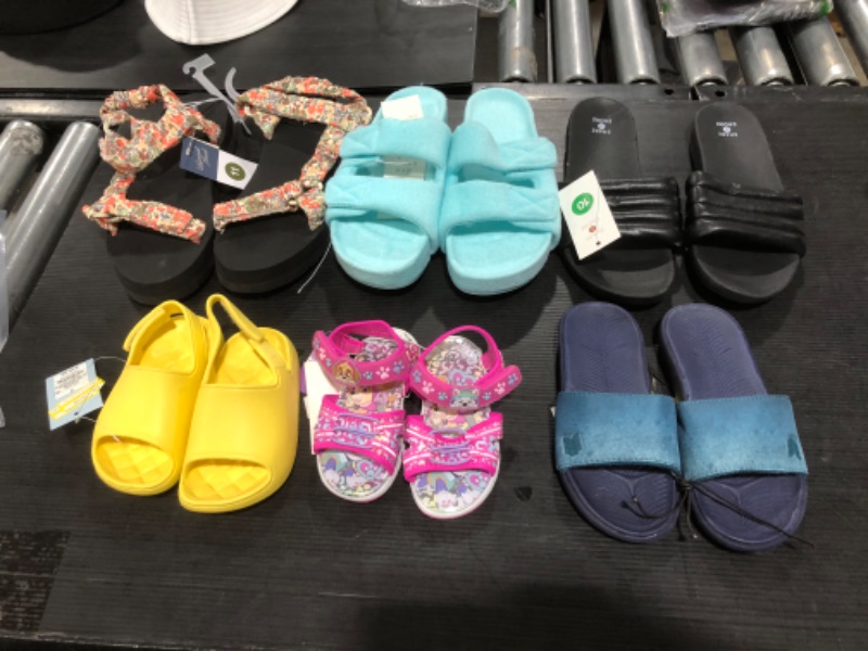 Photo 1 of BAG LOT OF FLIP FLOPS VARIOUS SIZES AND STYLES
