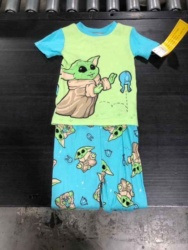 Photo 2 of Boys' Star Wars Baby Yoda 2pc Snug Fit Pajama Set - Green/Blue (3T)
