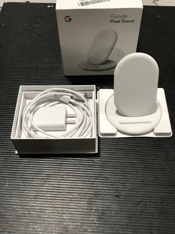 Photo 2 of Google Wireless Charger Pixel - White
