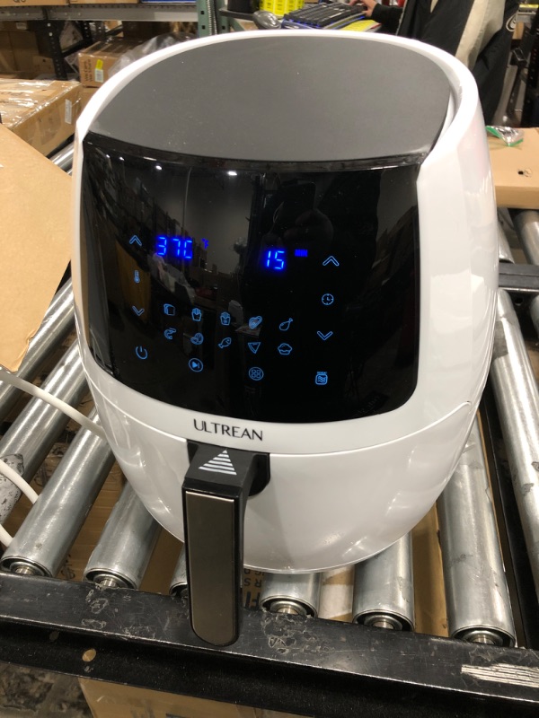 Photo 2 of Ultrean 5.8 Quart Air Fryer, Electric Hot Air Fryers Oilless Cooker with 10 Presets, Digital LCD Touch Screen, Nonstick Basket