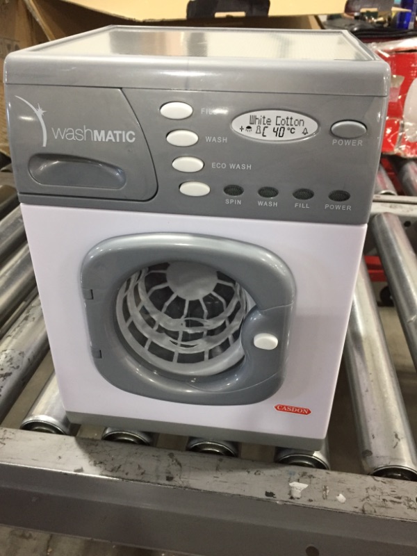 Photo 3 of Casdon Electronic Washer | Realistic Toy Washing Machine 
