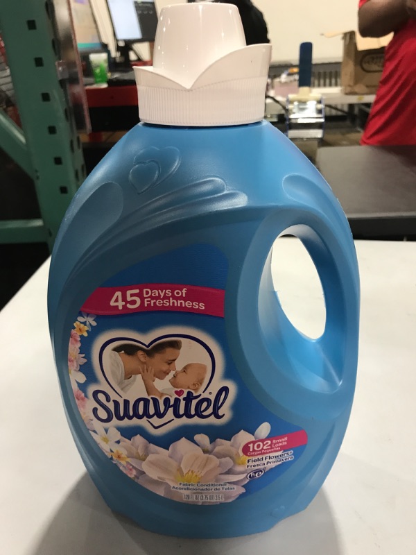 Photo 2 of 120 oz. Field Flowers Fabric Softener (102 Loads)