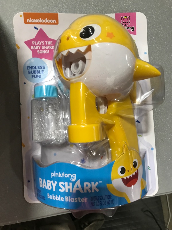 Photo 2 of Baby Shark Pinkfong Bubble Blaster