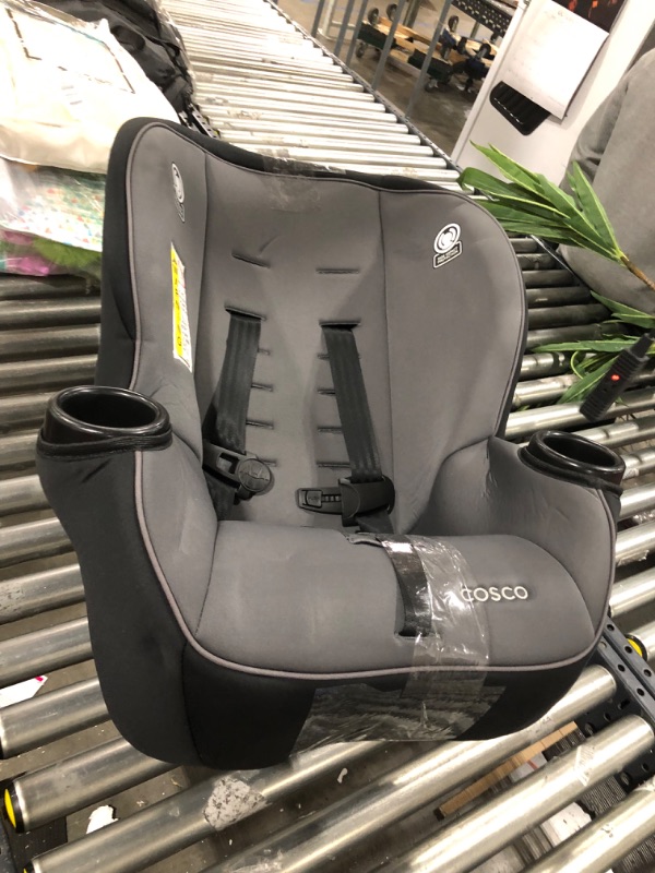 Photo 1 of COSCO Carseat MISSING ACCESSORIES