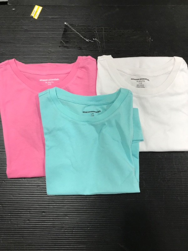 Photo 1 of (3 PACK) WOMENS SHIRTS LG-XL