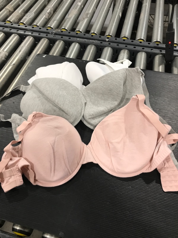 Photo 1 of 3pk of womens bras 42DD