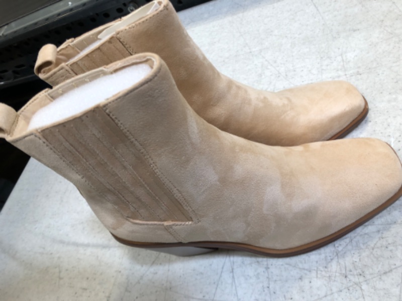 Photo 2 of 
 Women's Fashion ANKLE BOOTS SIZE 7 BEIGE
