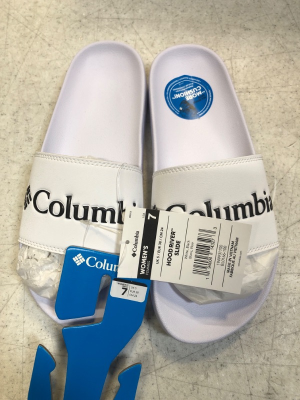 Photo 2 of Columbia Women's Hood River Slide Sport Sandal
SIZE 7