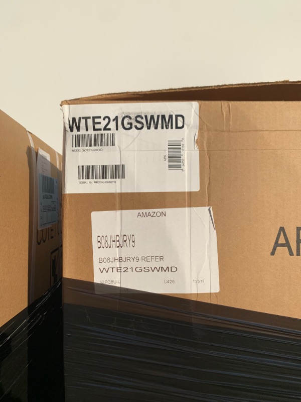 Photo 2 of Winia WTE21GSBMD 21 Cu. Ft. Top Mount Refrigerator With Factory Installed Ice Maker - Black —- Factory Sealed