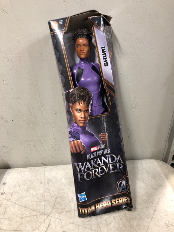 Photo 2 of Marvel Studios' Black Panther: Wakanda Forever Titan Hero Series Shuri Toy, 12-Inch-Scale Action Figure, Toys Kids Ages 4 and Up