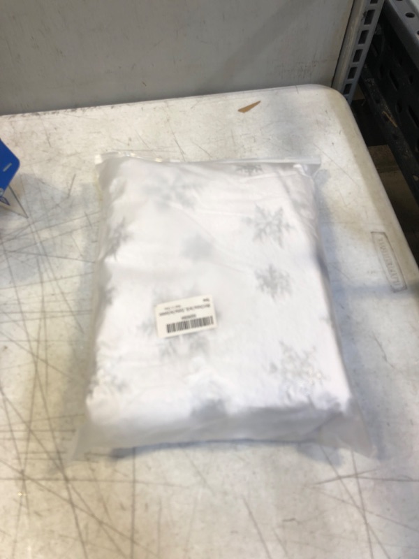 Photo 1 of 48inch Christmas Tree Skirt,Tree Skirt Christmas Decorations ,Luxury Faux Fur with Sequin Snowflakes, Thick Plush Tree Skirts for Christmas Tree Oranments

