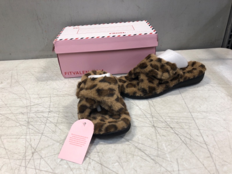 Photo 1 of FITVALEN.COM ARICA COLLECTION WOMEN'S SLIPPERS LEOPARD(L-2) SIZE 9