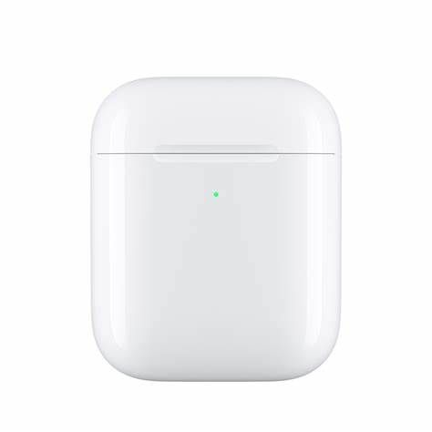 Photo 1 of APPLE AIRPODS CHARGING CASE (3RD GENERATION)