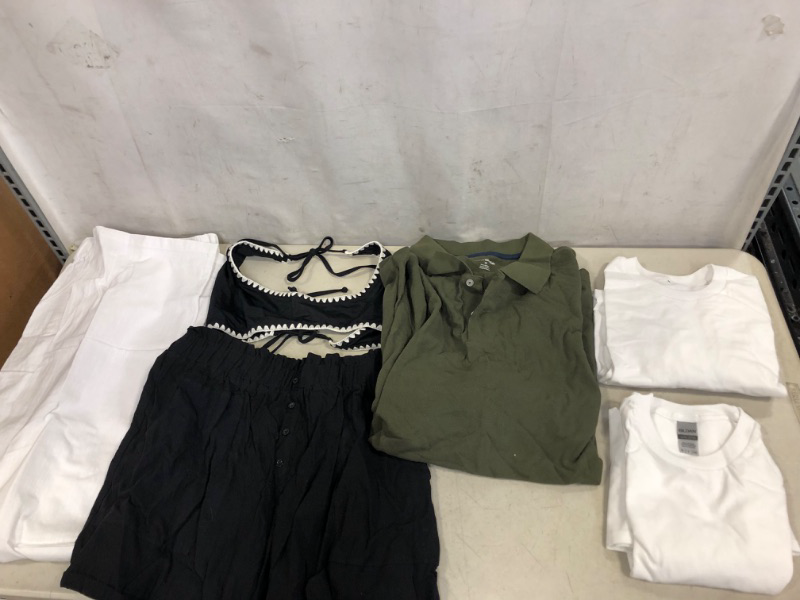 Photo 1 of 5PCS LOT, NEW/USED MISC CLOTHING ITEMS, SOLD AS IS, SIZE L, XL, 3X, S, ETC