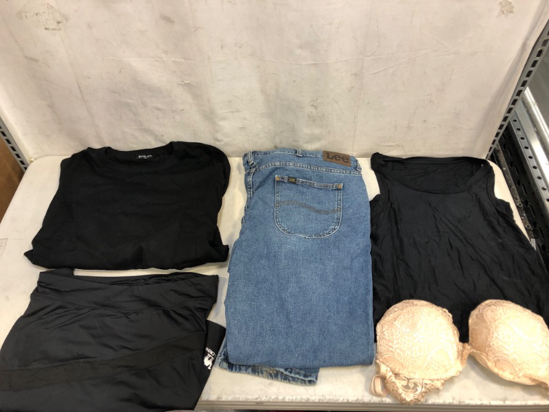 Photo 1 of 5PCS LOT, NEW/USED MISC CLOTHING ITEMS, SOLD AS IS, SIZE L, XL, 3XL, 42X30, ETC