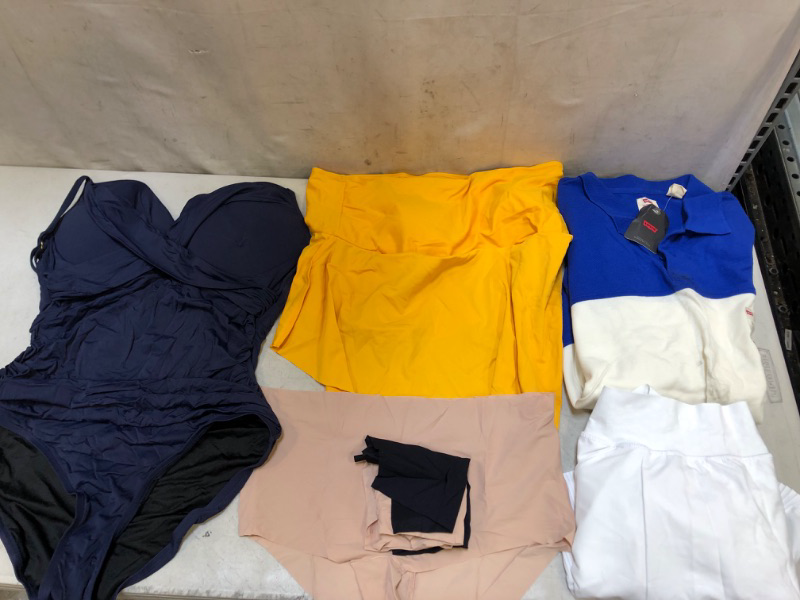 Photo 1 of 5PCS LOT, NEW/USED MISC CLOTHING ITEMS, SOLD AS IS, SIZE M, L, XL, ETC