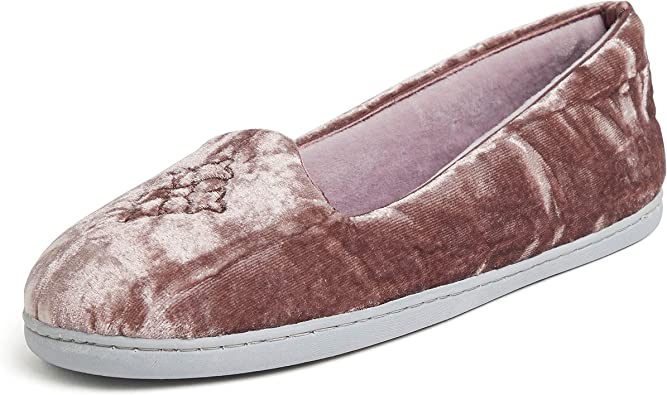 Photo 1 of Dearfoams Women's Rebecca Lightweight Cozy Memory Foam Closed Back Slipper with Wide Widths
, SIZE 5-6