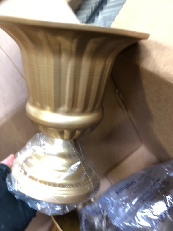 Photo 1 of 2 PCS GOLD VASE 