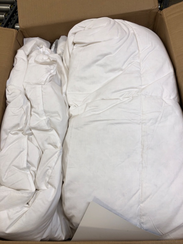 Photo 2 of BEDSURE Down Comforter King Size Winter- Goose Feather Down Duvet Insert King for Winter - White Down Comforter 70 Oz with 8 Corner Tabs Machine Washable (106*90, Winter) Goose Down King Winter 